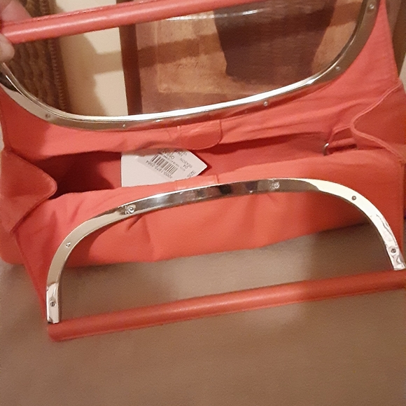 Designer Handbag - Picture 4 of 7